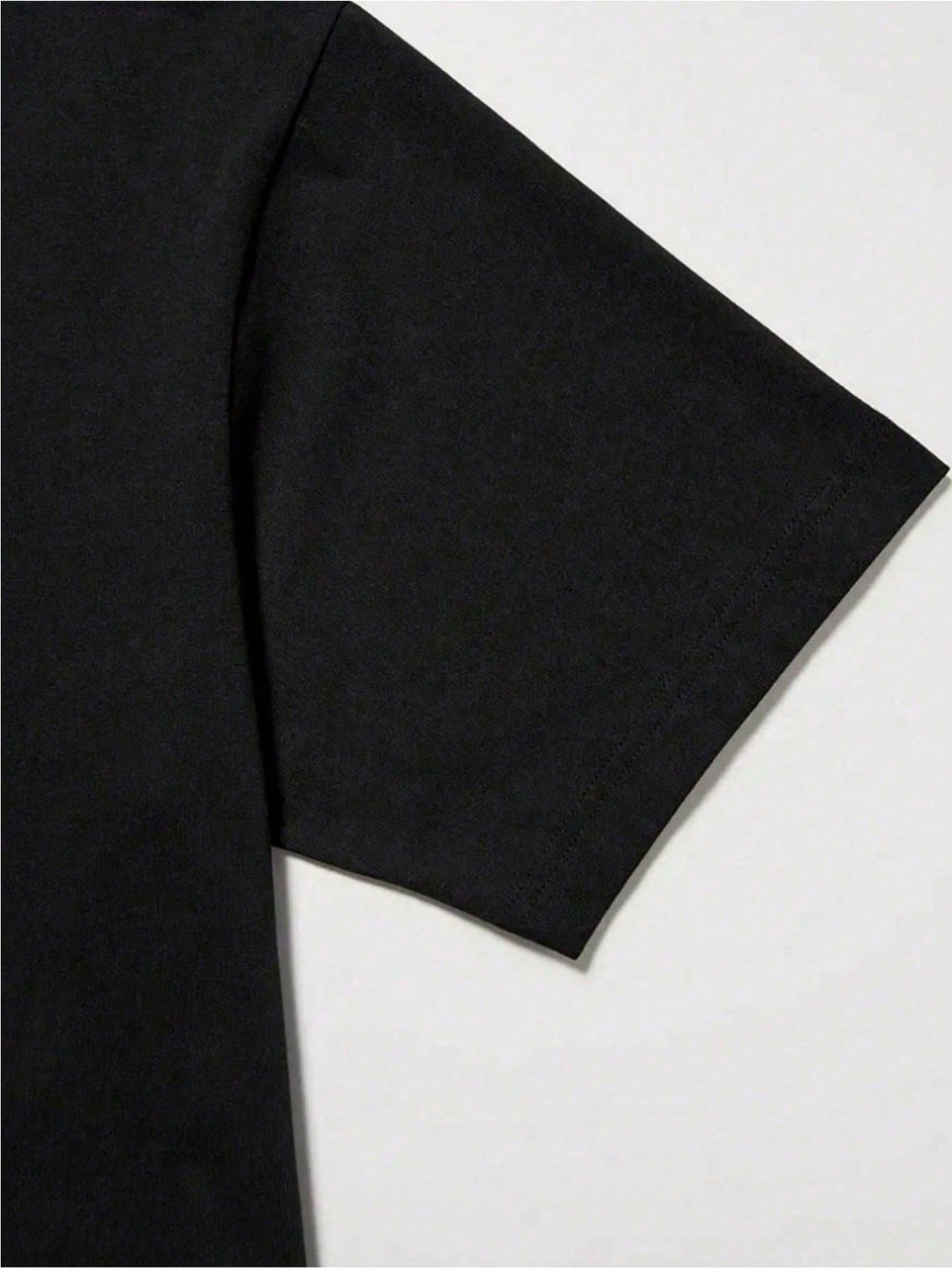 Trendy Graphic Cotton Tee for Men - Stylish Short Sleeve Round Neck Shirt in Black